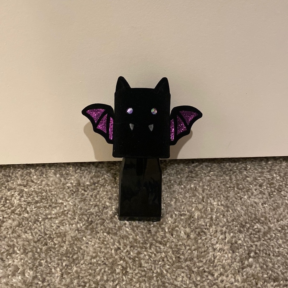Bath & Body Works Bat wall plug in